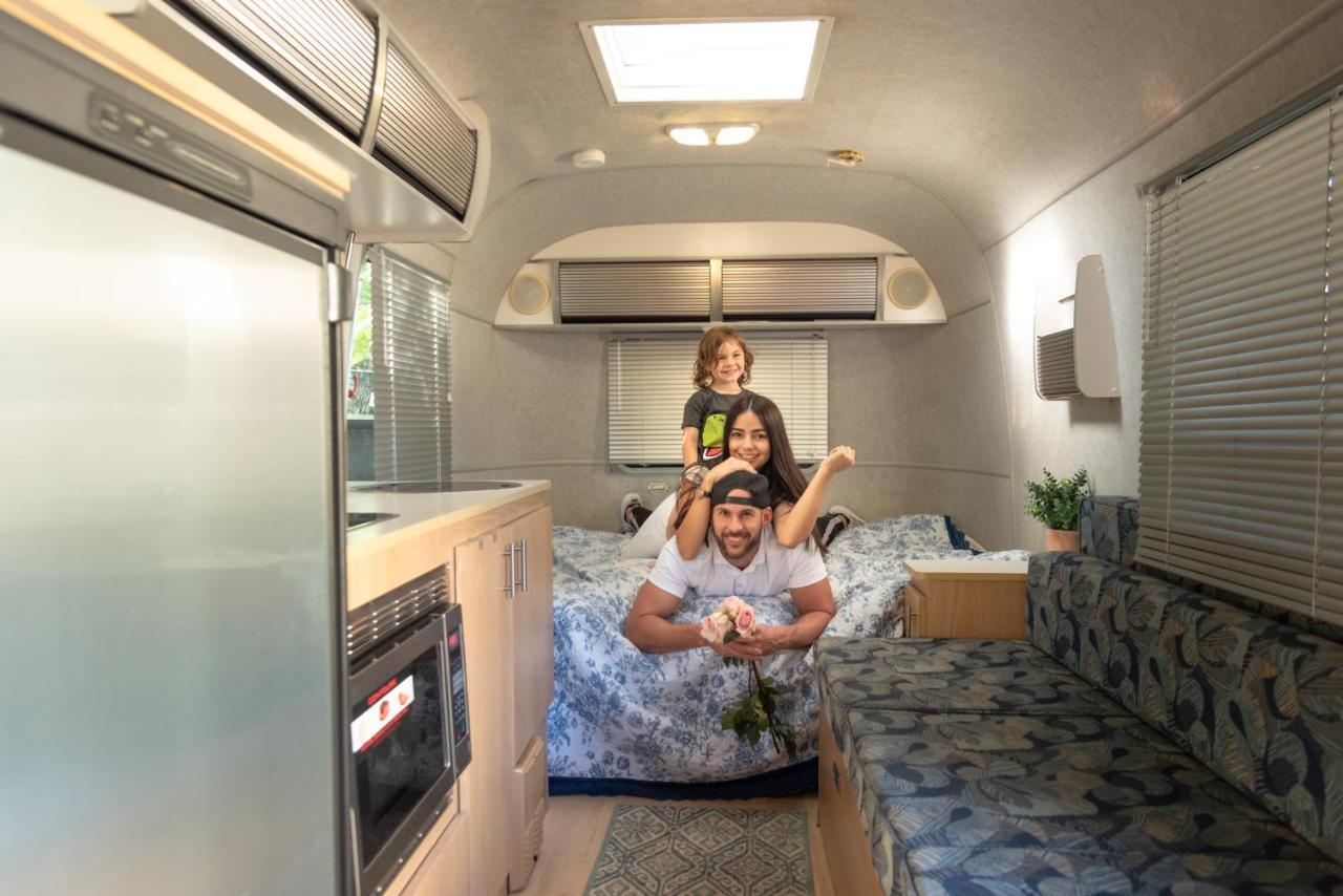 Airstream In The Center Of It All Miami Exterior photo