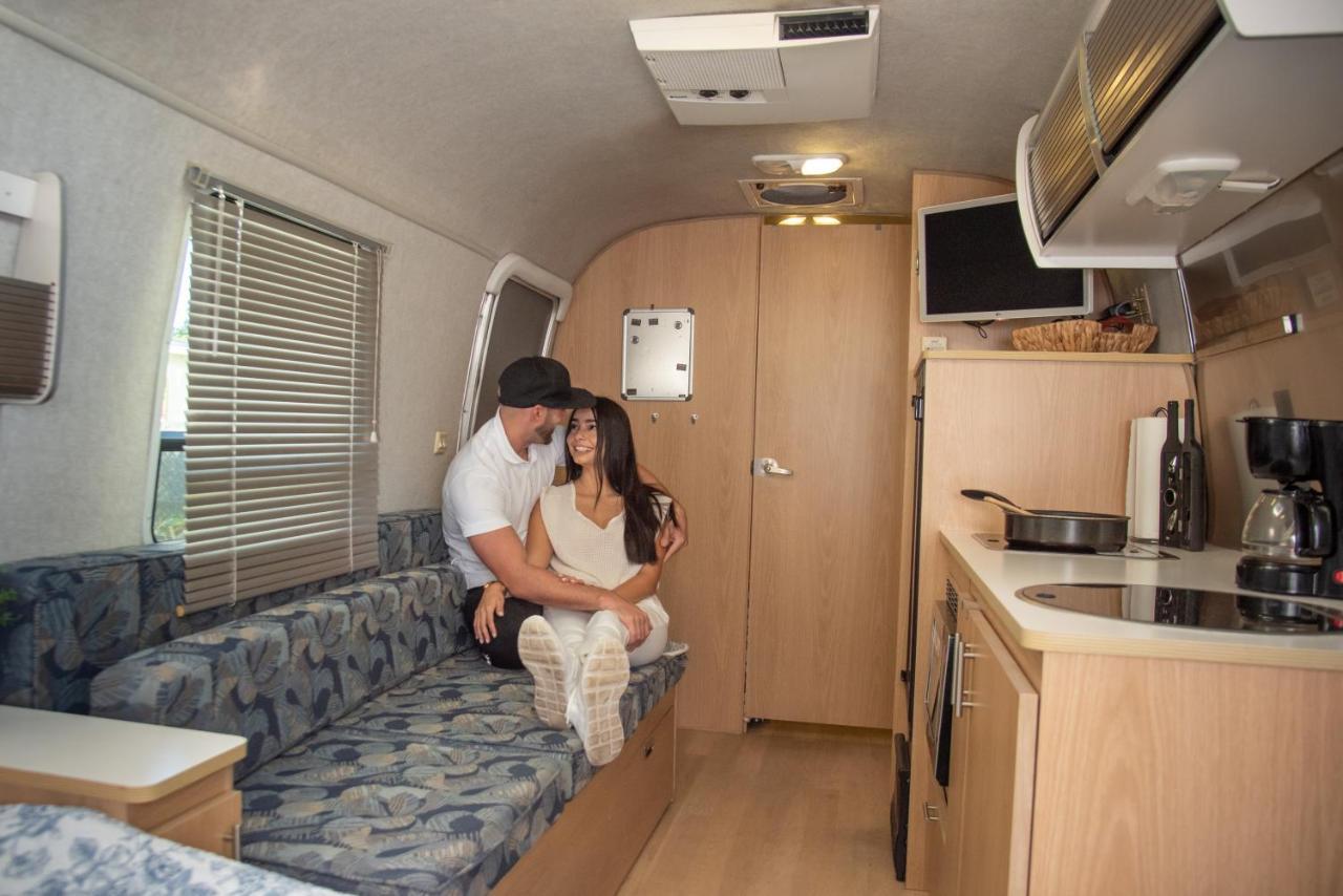 Airstream In The Center Of It All Miami Exterior photo